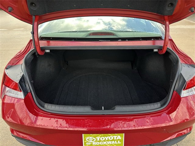 Used 2023 Hyundai Elantra SEL w/ Convenience Package image 27
