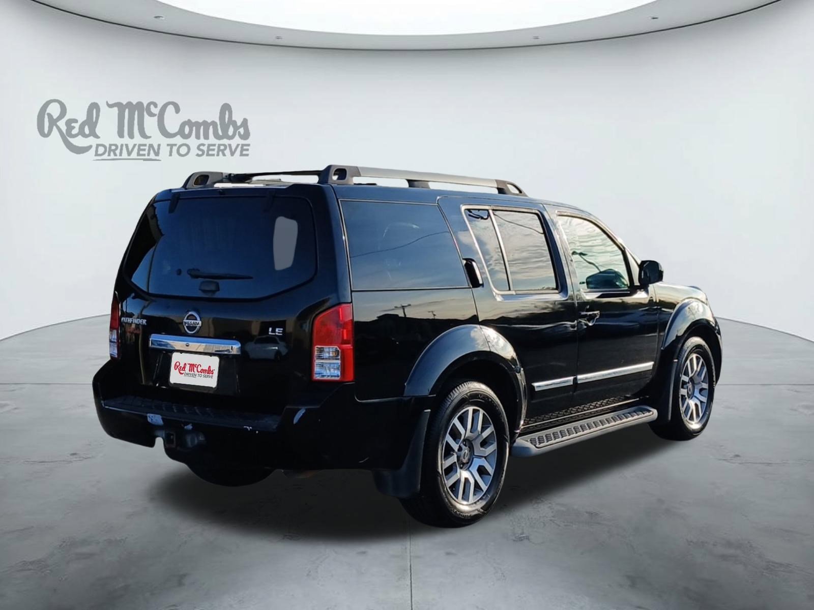 Used 2012 Nissan Pathfinder LE image 5