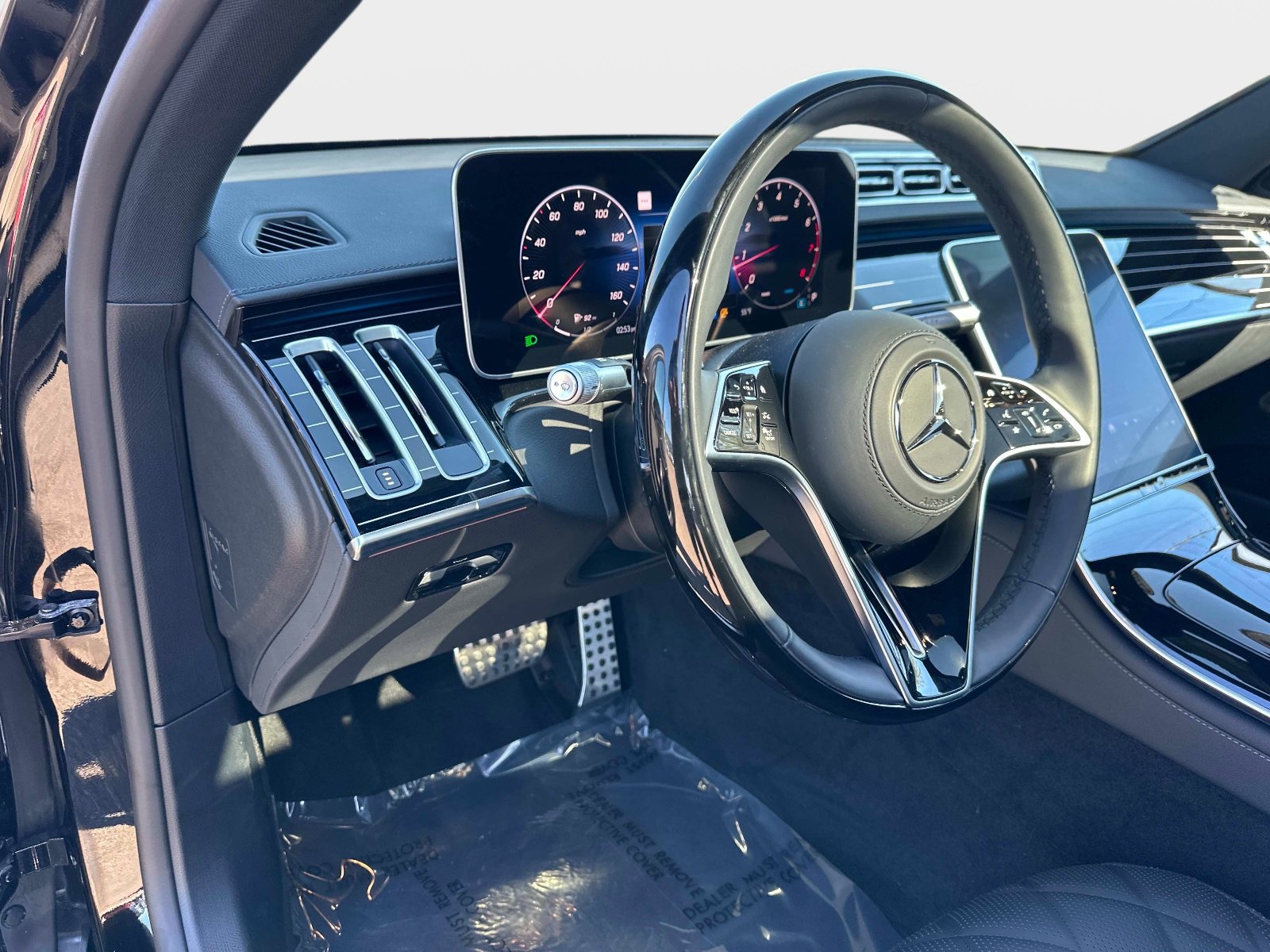 Certified 2025 Mercedes-Benz S 580 4MATIC Sedan image 19