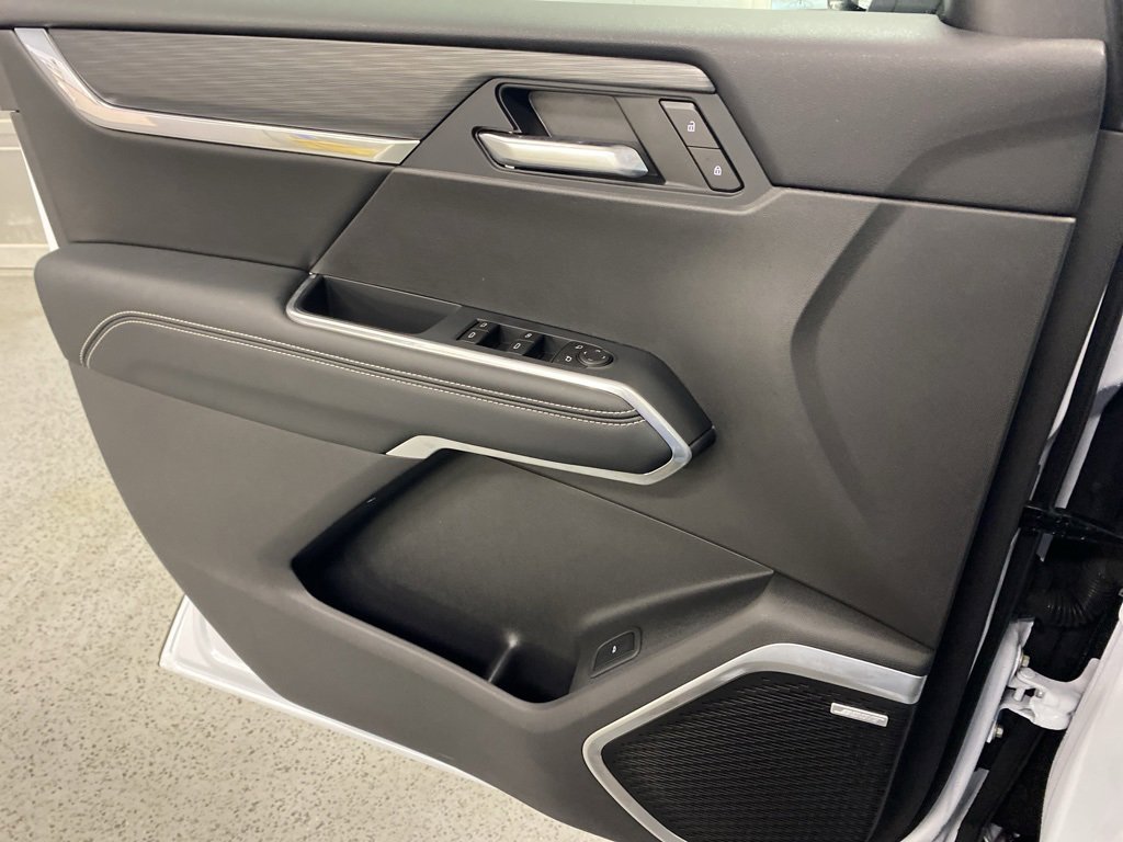 New 2026 GMC Acadia Elevation w/ Black Edition image 24