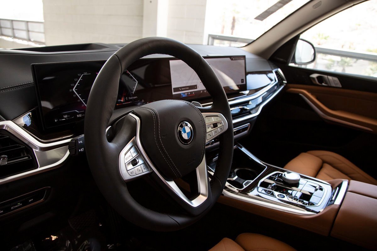 New 2026 BMW X7 xDrive40i w/ Executive Package image 16