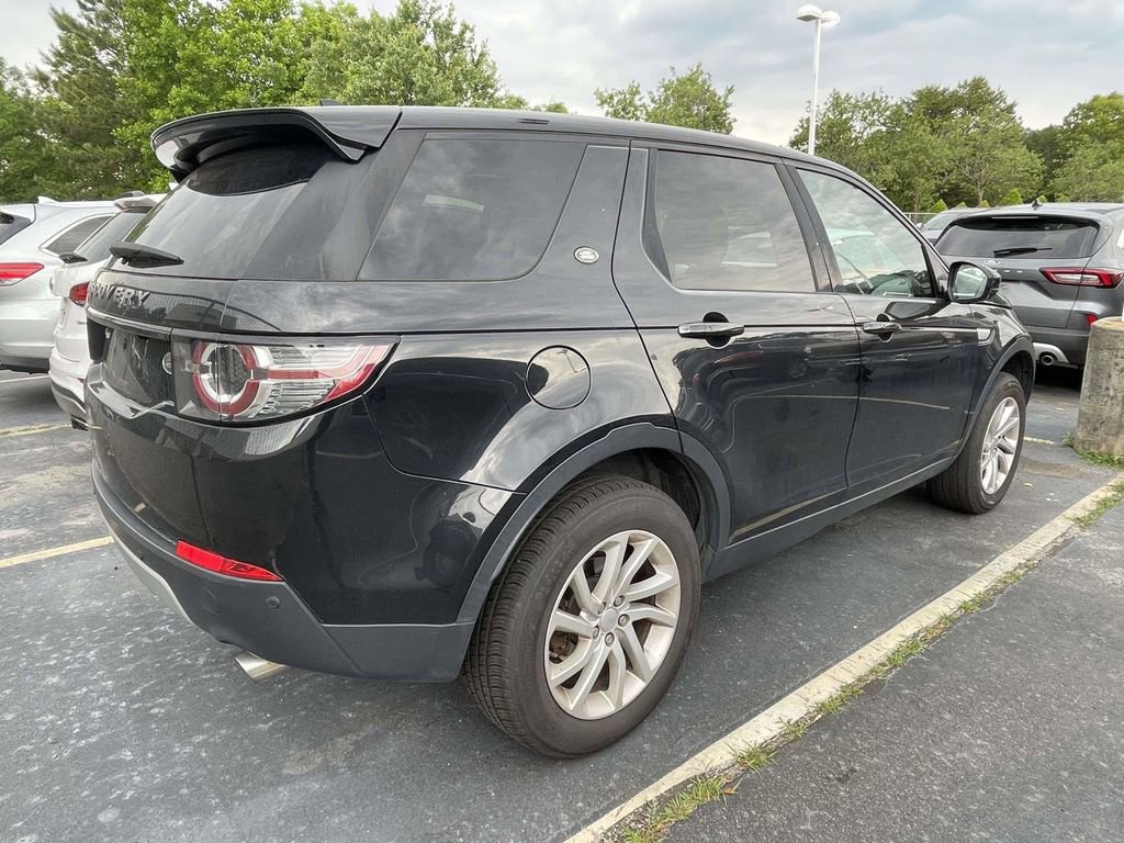 Used 2016 Land Rover Discovery Sport HSE AWD/4WD image 24