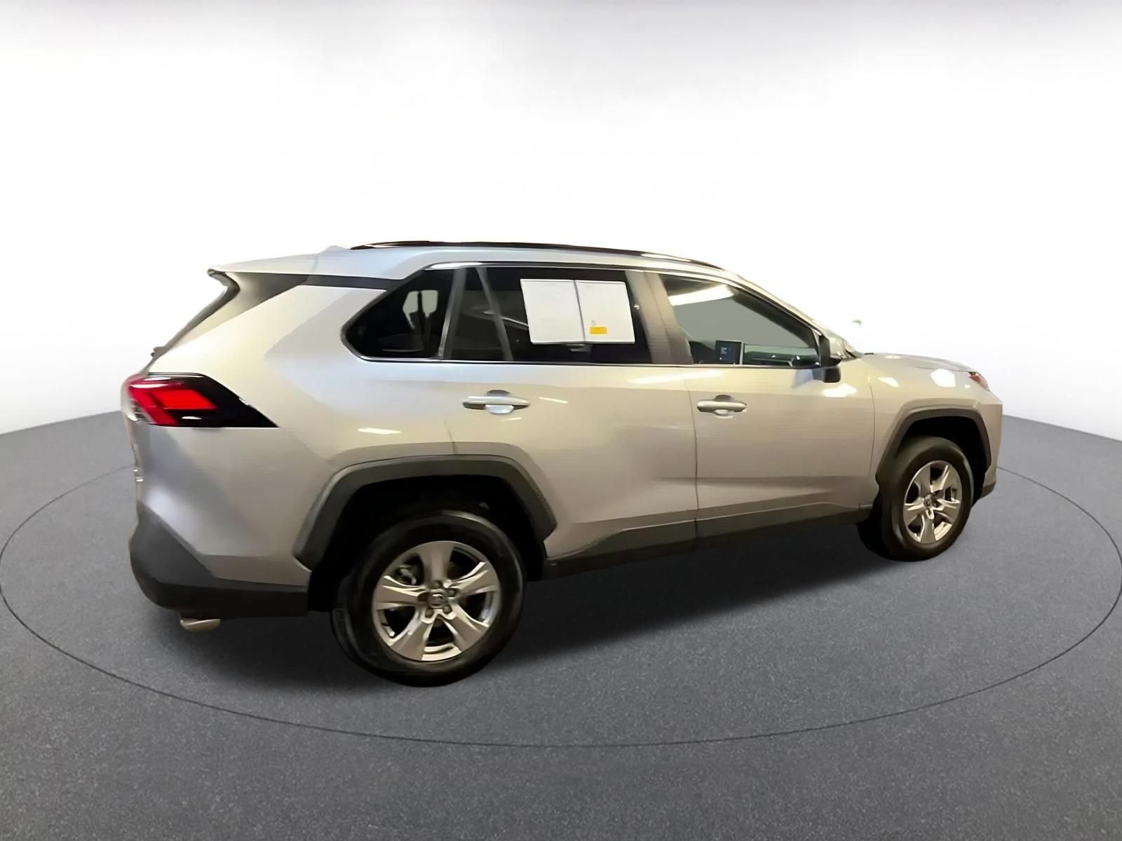 Used 2025 Toyota RAV4 XLE image 15