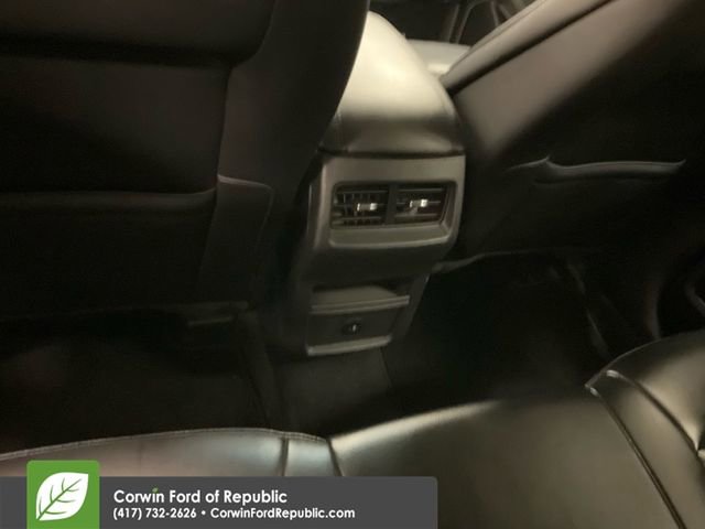 Used 2024 Ford Edge SEL AWD/4WD image 19