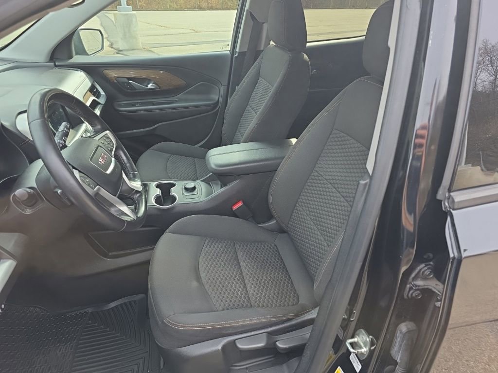 Used 2018 GMC Terrain SLE image 16