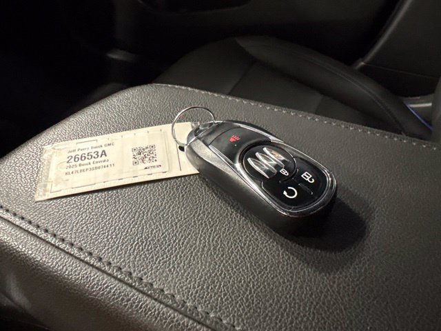 Used 2025 Buick Envista Sport Touring FWD image 28