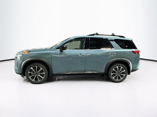 New 2026 Nissan Pathfinder Platinum AWD/4WD image 8