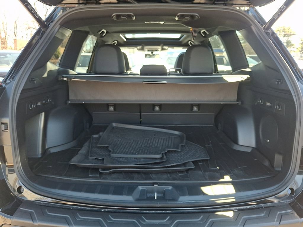 Used 2025 Subaru Forester Wilderness image 28
