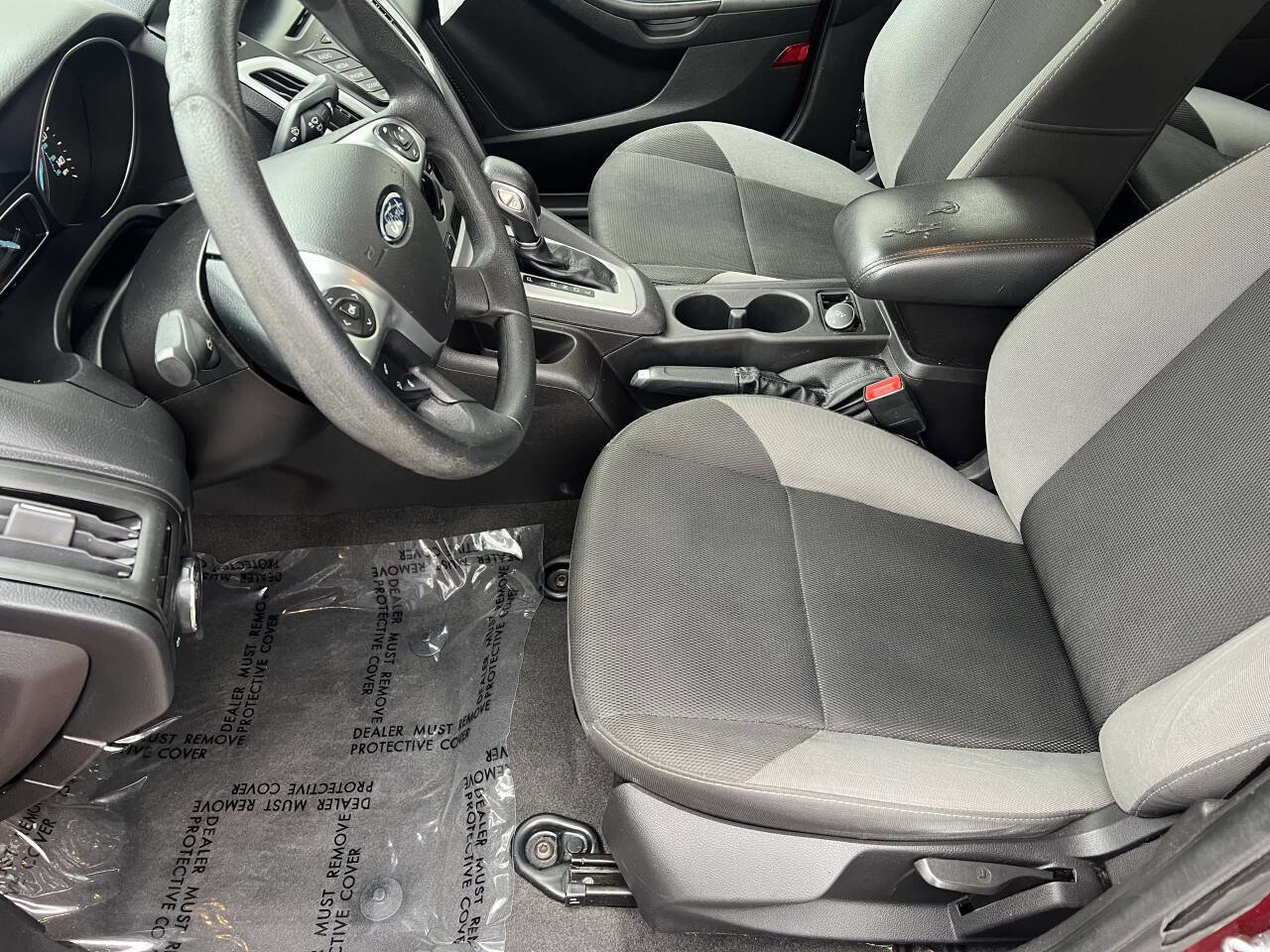 Used 2014 Ford Focus SE image 9