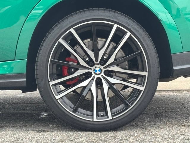 Used 2024 BMW X6 M60i AWD/4WD image 3