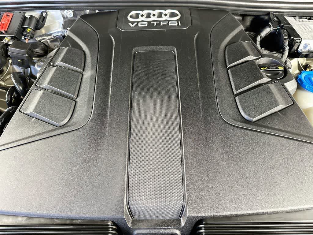 Used 2017 Audi Q7 3.0T Prestige AWD/4WD image 9