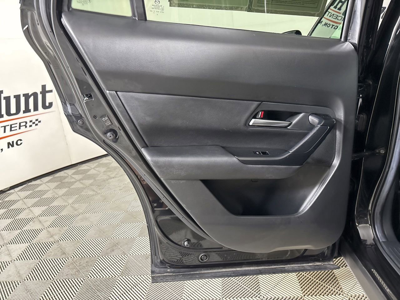 Used 2025 MAZDA CX-50 AWD 2.5 S w/ Premium Plus Pkg image 23