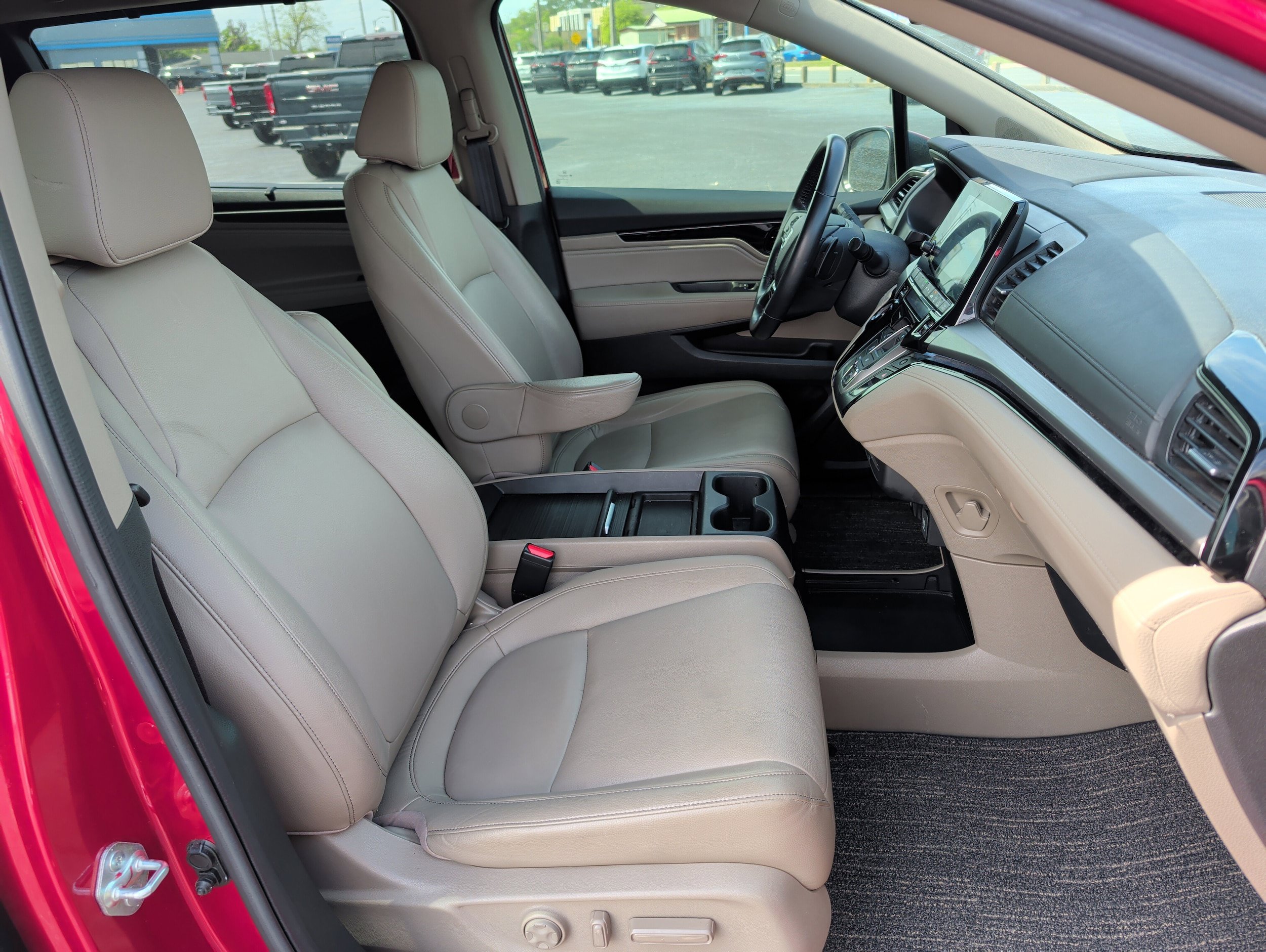 Used 2023 Honda Odyssey Touring image 10