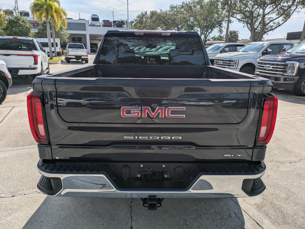 Used 2025 GMC Sierra 1500 SLT AWD/4WD image 5