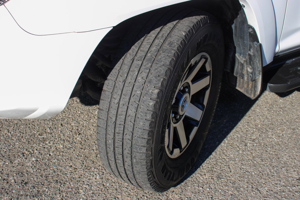 Used 2020 Toyota 4Runner TRD Off-Road Premium image 43