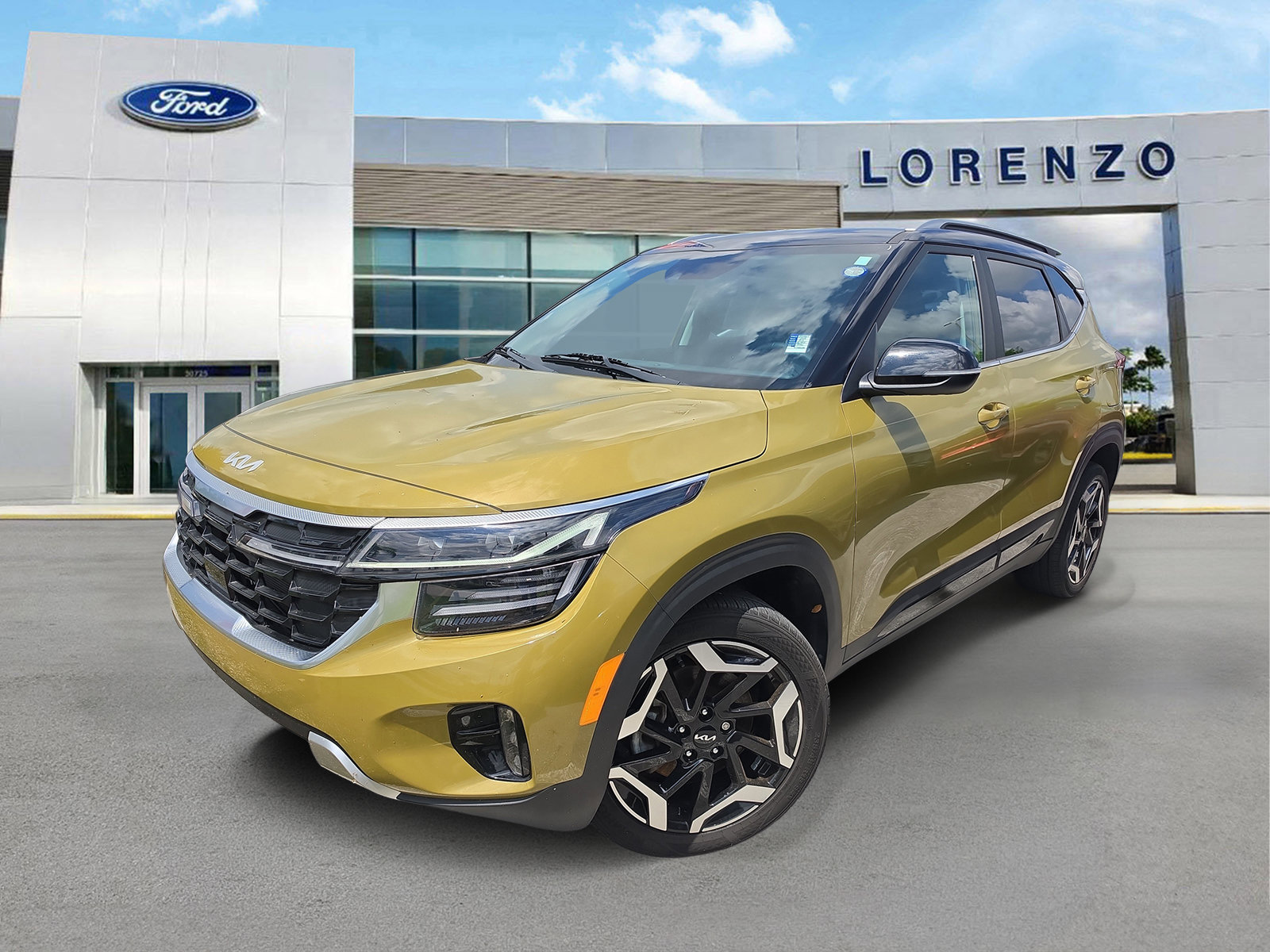Used 2024 Kia Seltos SX AWD/4WD image 2