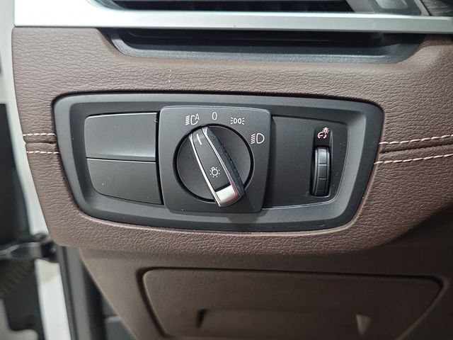 Used 2021 BMW X1 xDrive28i w/ Premium Package AWD/4WD image 25