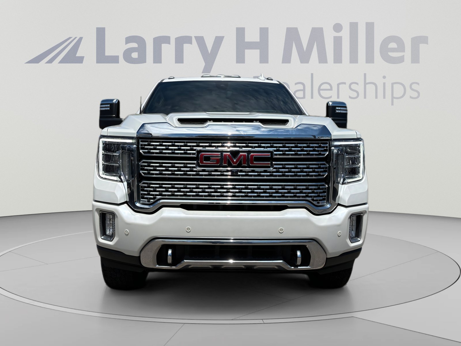 Used 2021 GMC Sierra 2500 Denali w/ Denali Ultimate Package AWD/4WD image 8