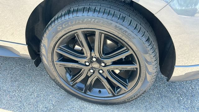 Used 2022 Ford Edge ST-Line image 6