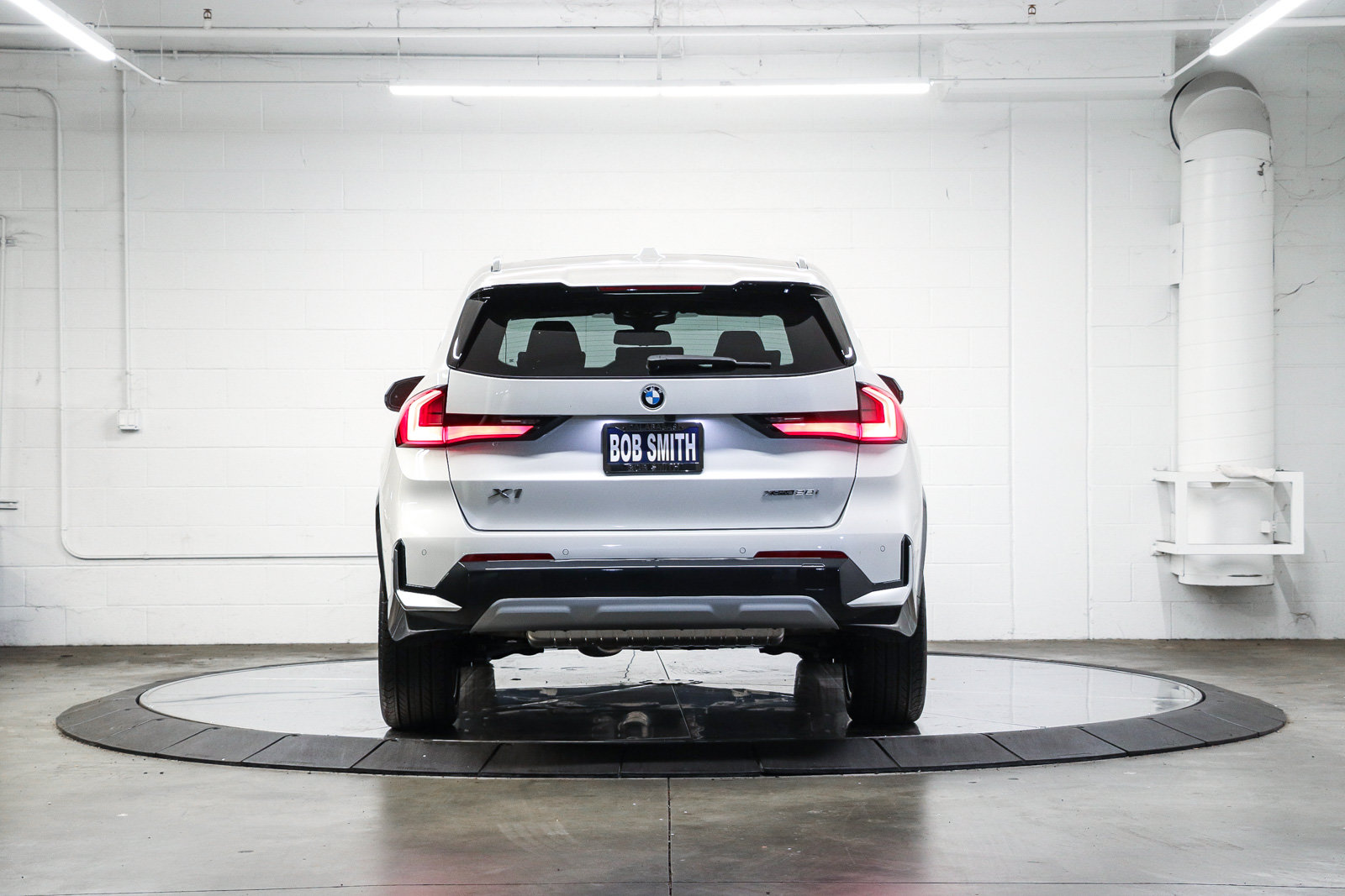 New 2026 BMW X1 xDrive28i w/ Convenience Package AWD/4WD image 5