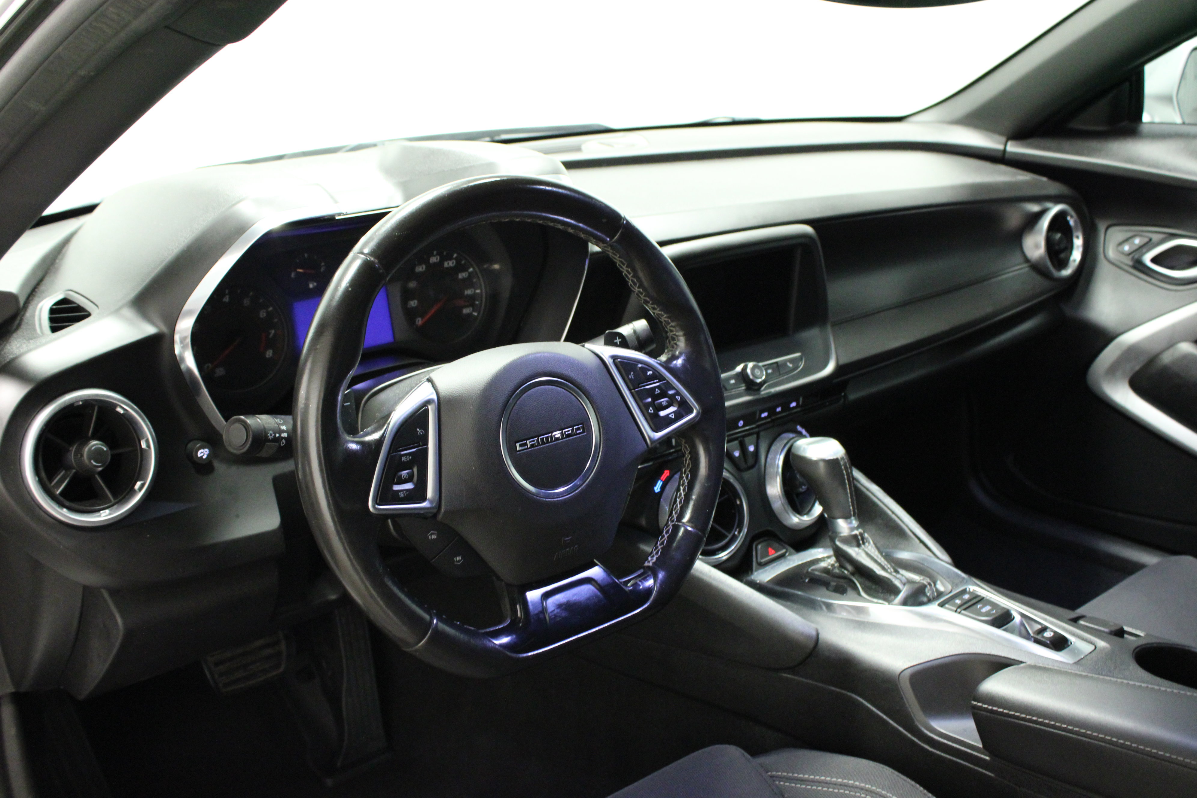 Used 2019 Chevrolet Camaro LS RWD image 18