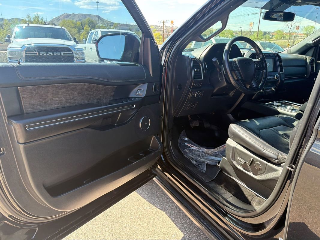 Used 2019 Ford Expedition Max Limited AWD/4WD image 9