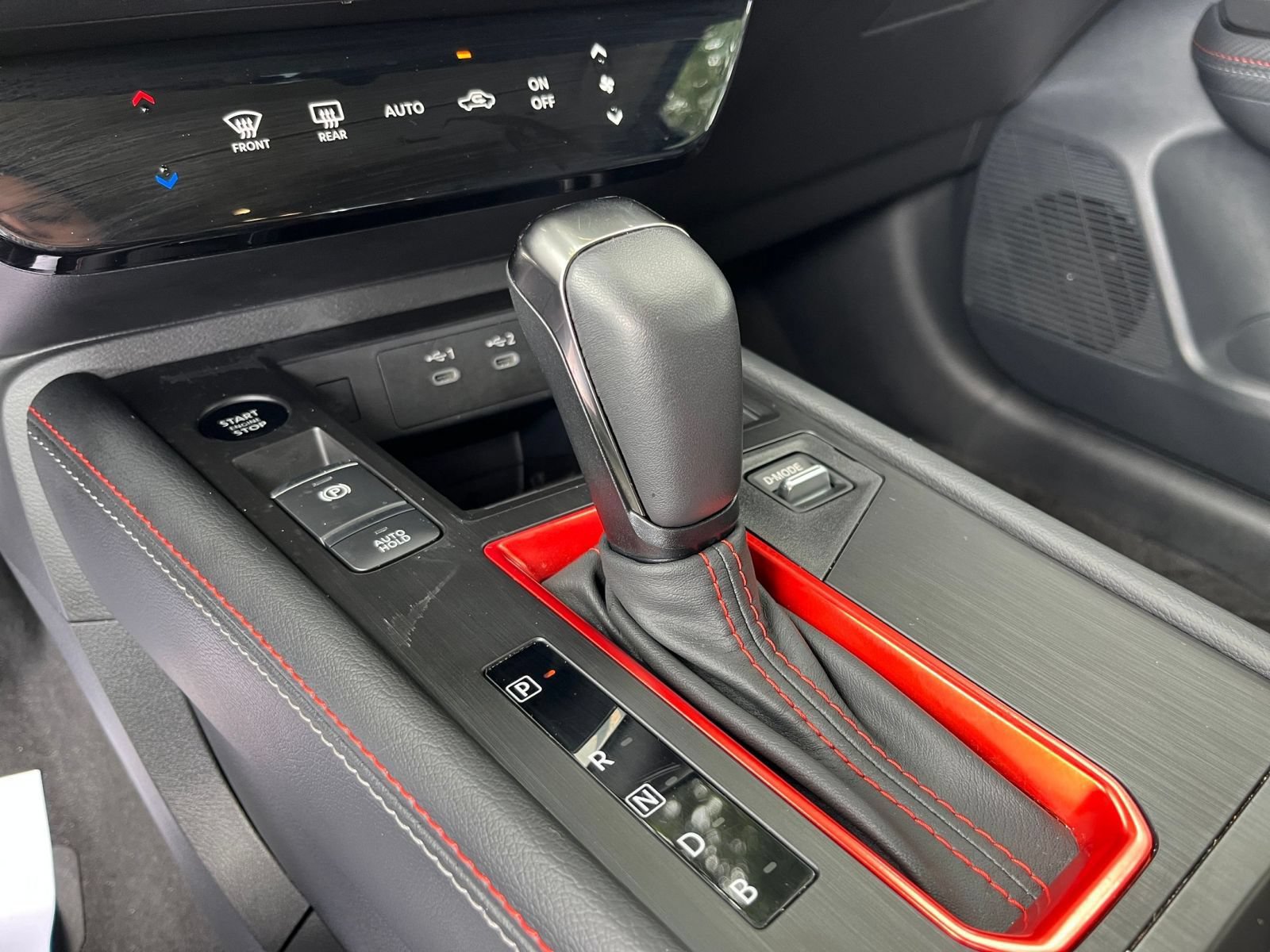 Used 2026 Nissan Kicks SR FWD image 38