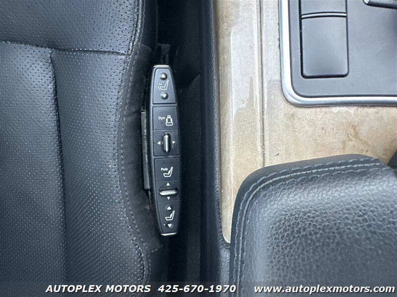 Used 2011 Mercedes-Benz E 550 Sedan image 27