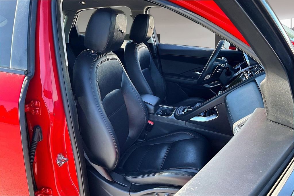 Used 2021 Jaguar E-PACE SE image 27