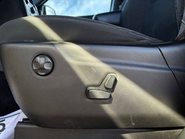 Used 2015 Jeep Grand Cherokee Laredo w/ Quick Order Package 23E image 11