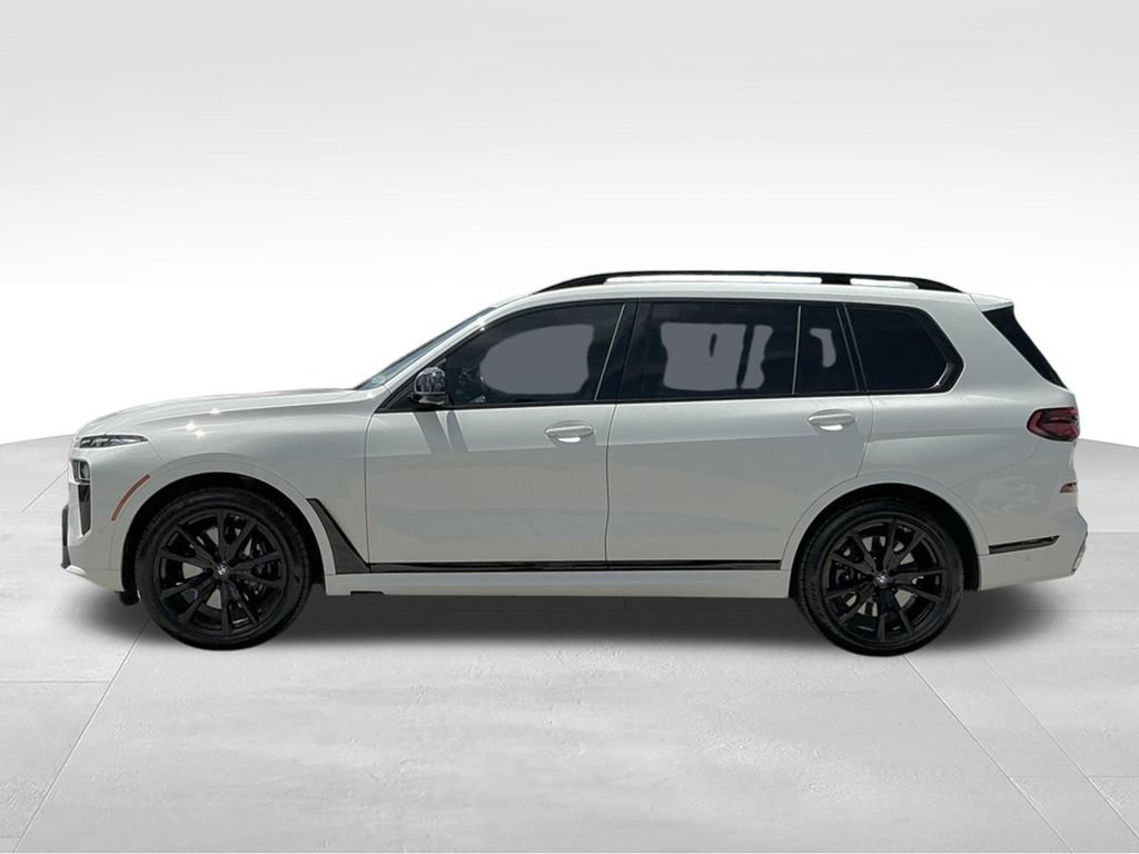Used 2023 BMW X7 M60i w/ Executive Package AWD/4WD image 3