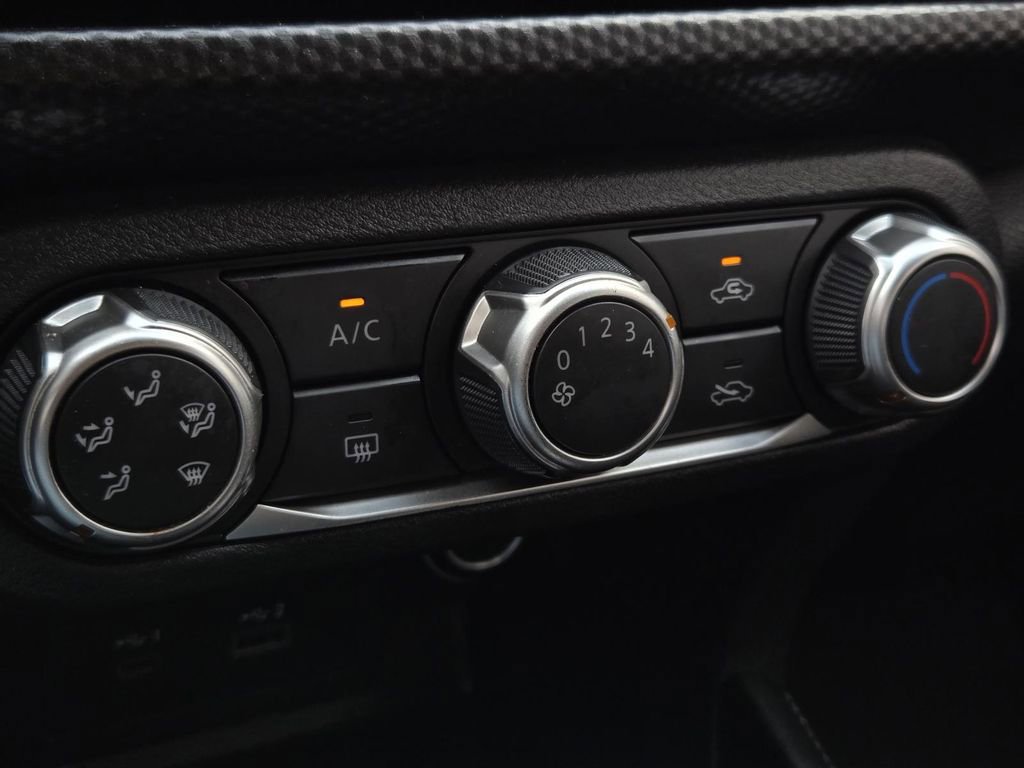 Used 2024 Nissan Kicks SV FWD image 20