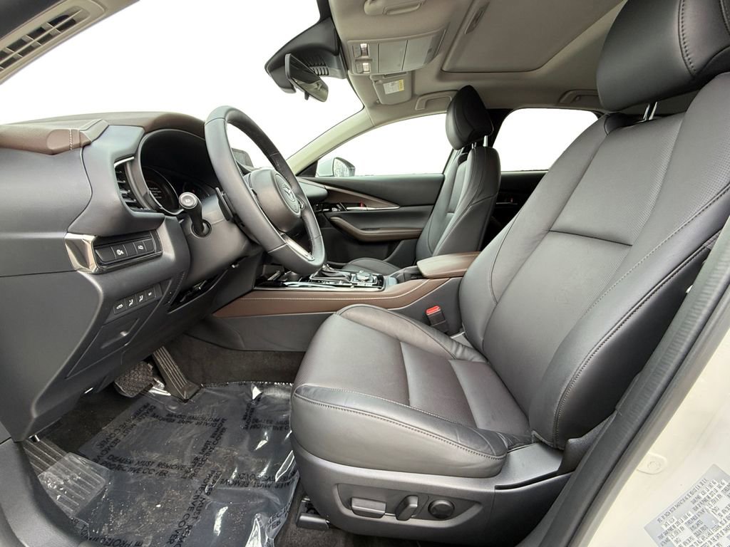 Used 2025 MAZDA CX-30 AWD 2.5 S w/ Premium Package image 9