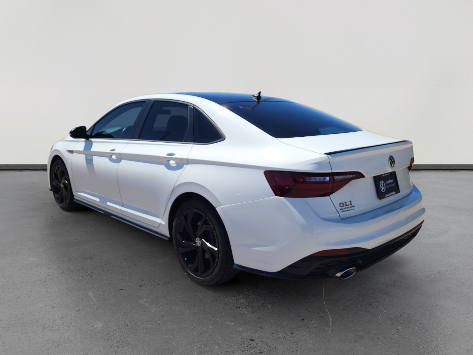 Used 2023 Volkswagen Jetta GLI Autobahn FWD image 3