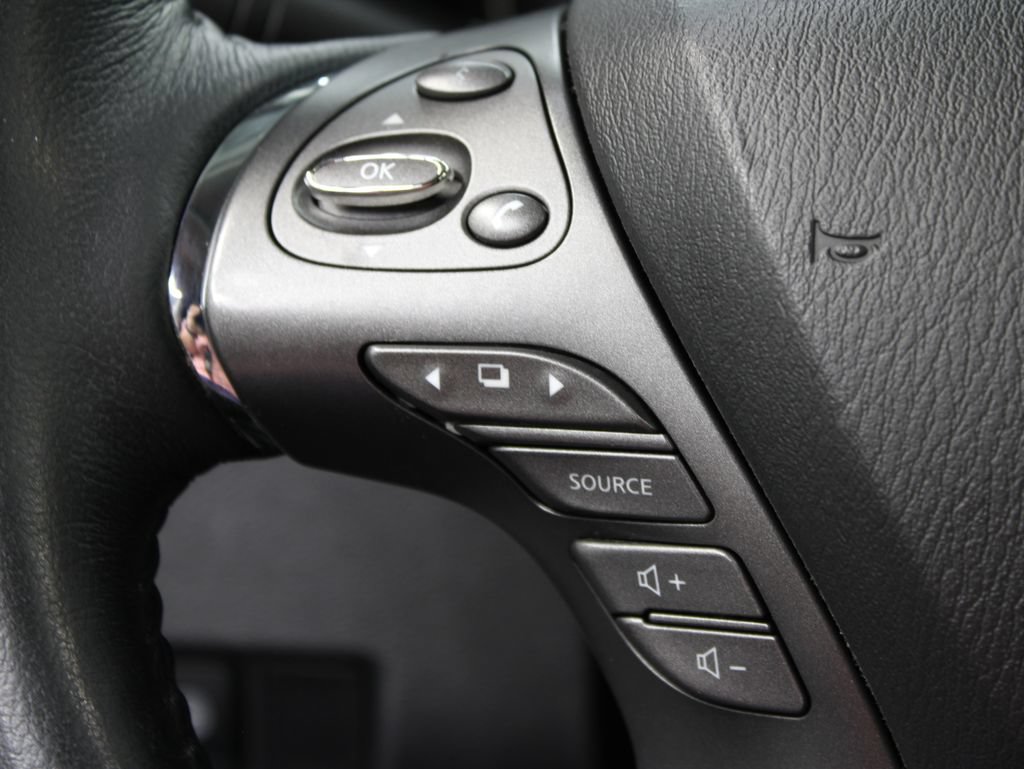 Used 2023 Nissan Murano SV AWD/4WD image 55