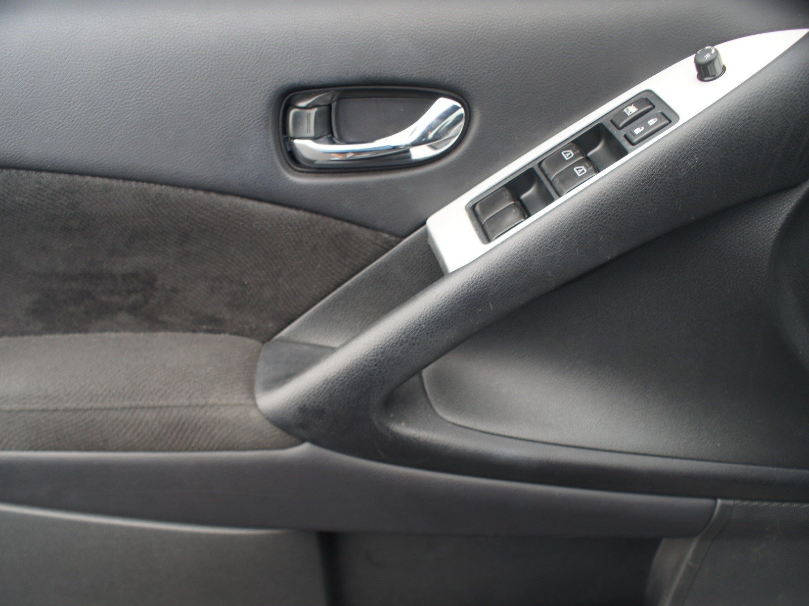 Used 2014 Nissan Murano SV w/ Value Package FWD image 26