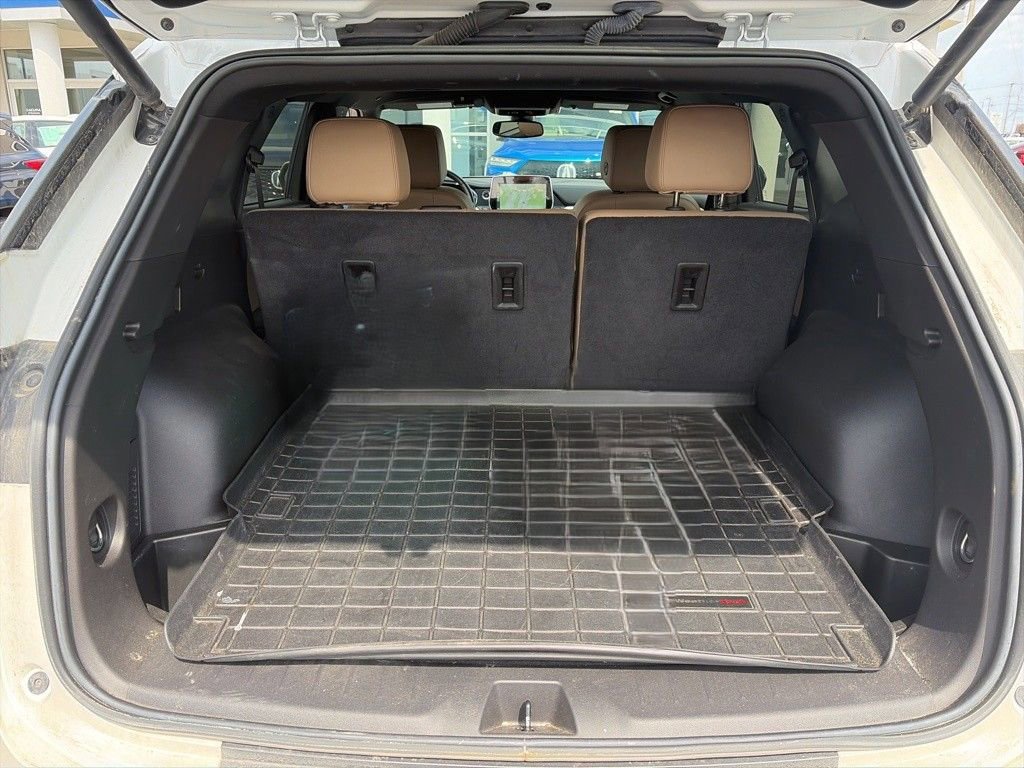 Used 2023 Chevrolet Blazer Premier AWD/4WD image 9