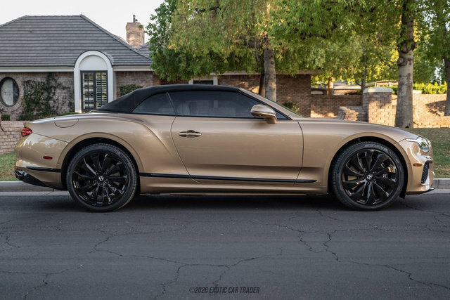 Used 2026 Bentley Continental GTC AWD/4WD image 13