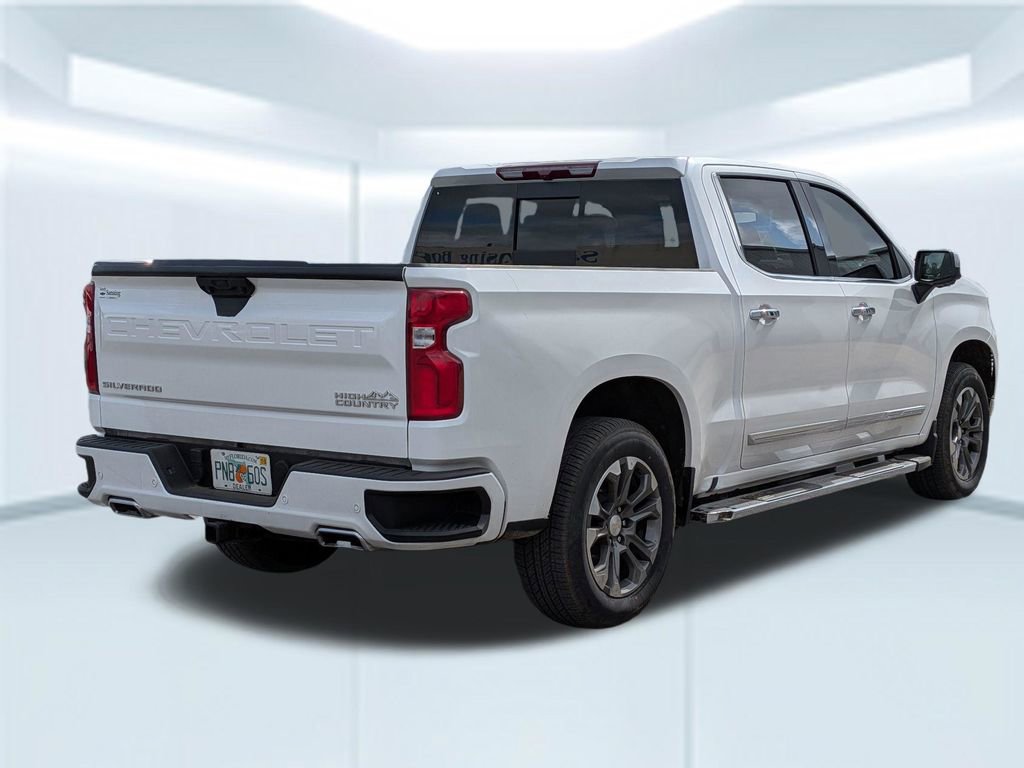 Used 2024 Chevrolet Silverado 1500 High Country image 5