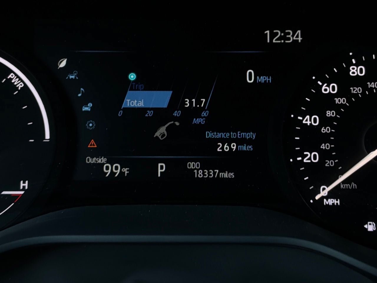 Used 2026 Toyota Sienna XLE FWD image 45