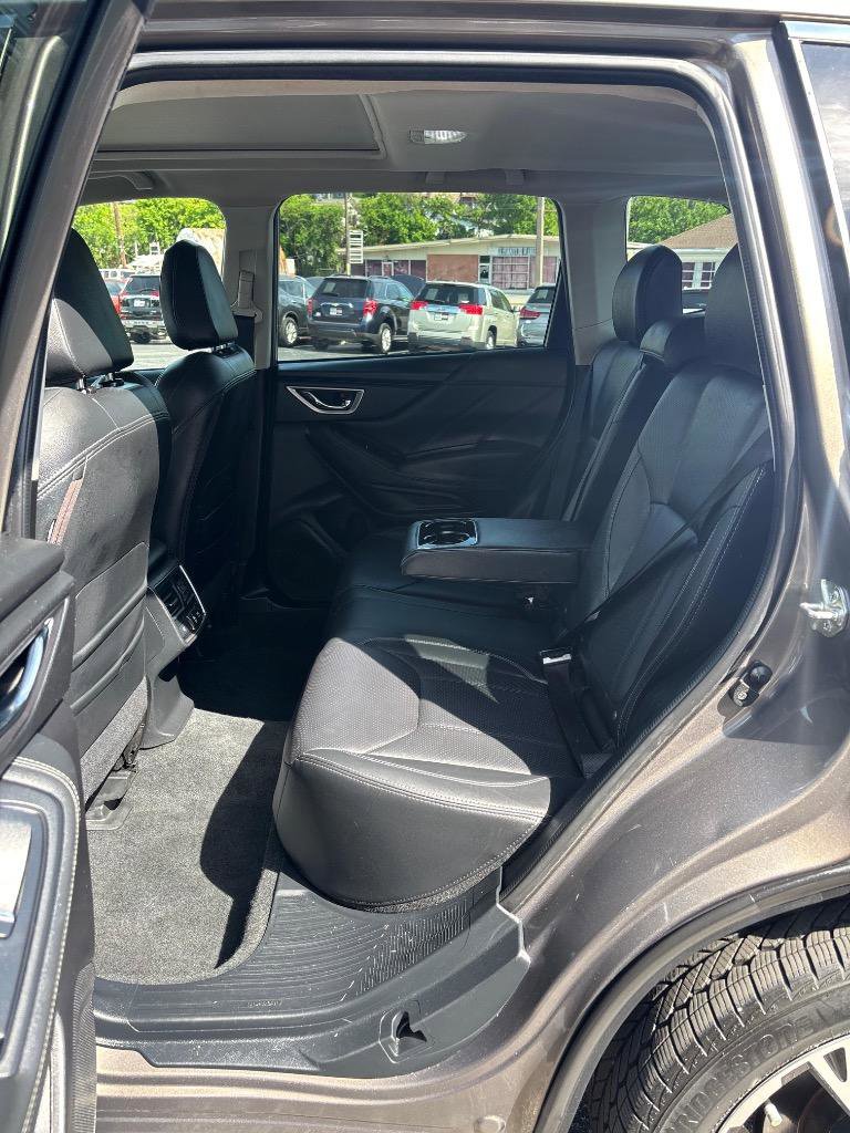 Used 2020 Subaru Forester Touring AWD/4WD image 27