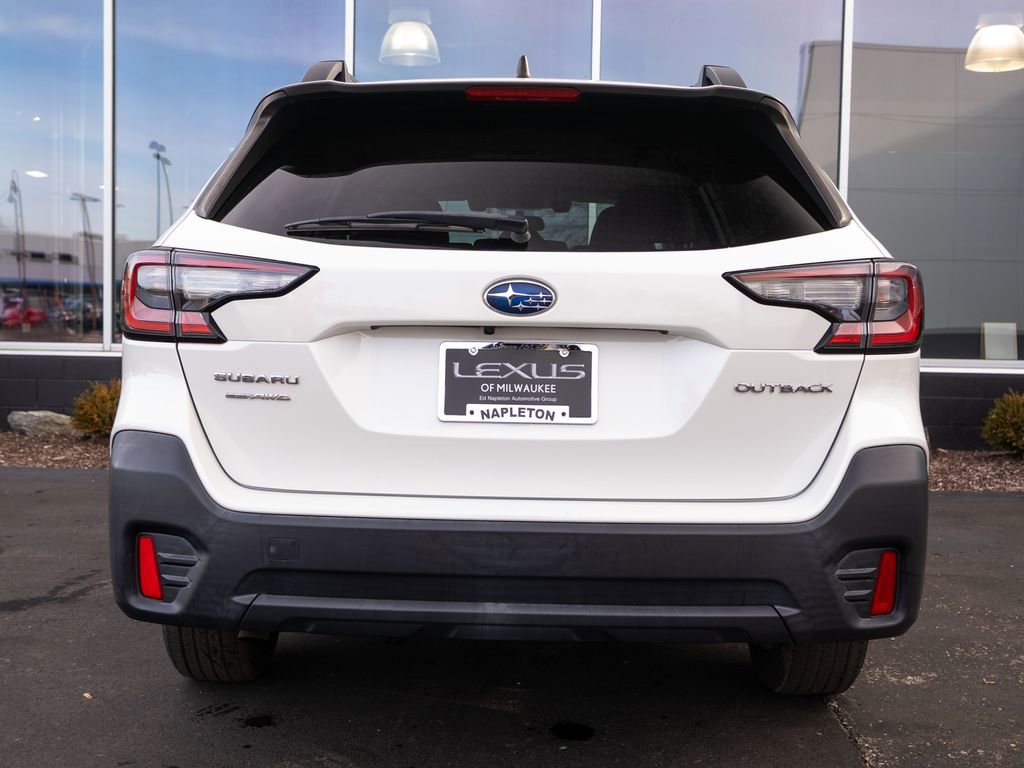 Used 2022 Subaru Outback Premium image 8