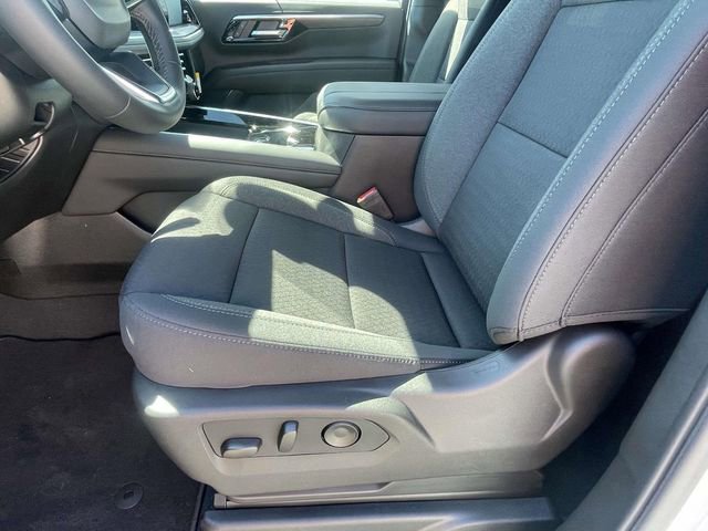 New 2026 Chevrolet Suburban LS RWD image 12