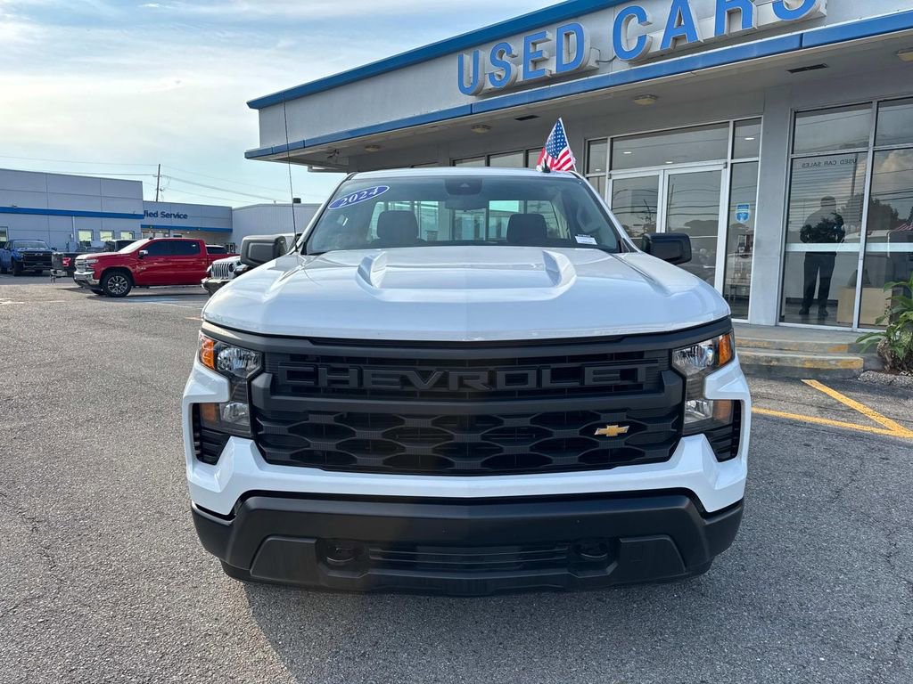 Used 2024 Chevrolet Silverado 1500 W/T image 2