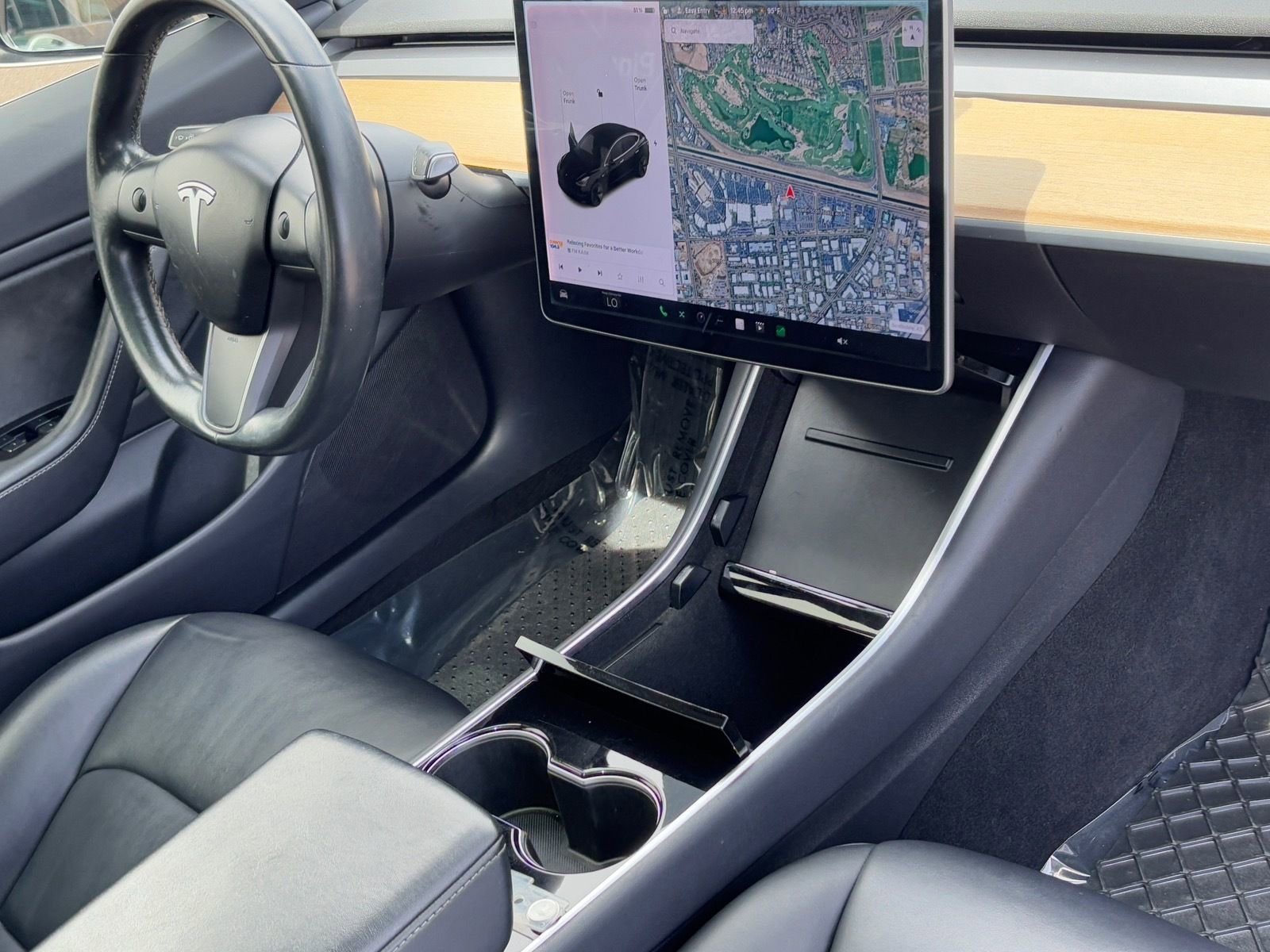 Used 2018 Tesla Model 3 Long Range image 9
