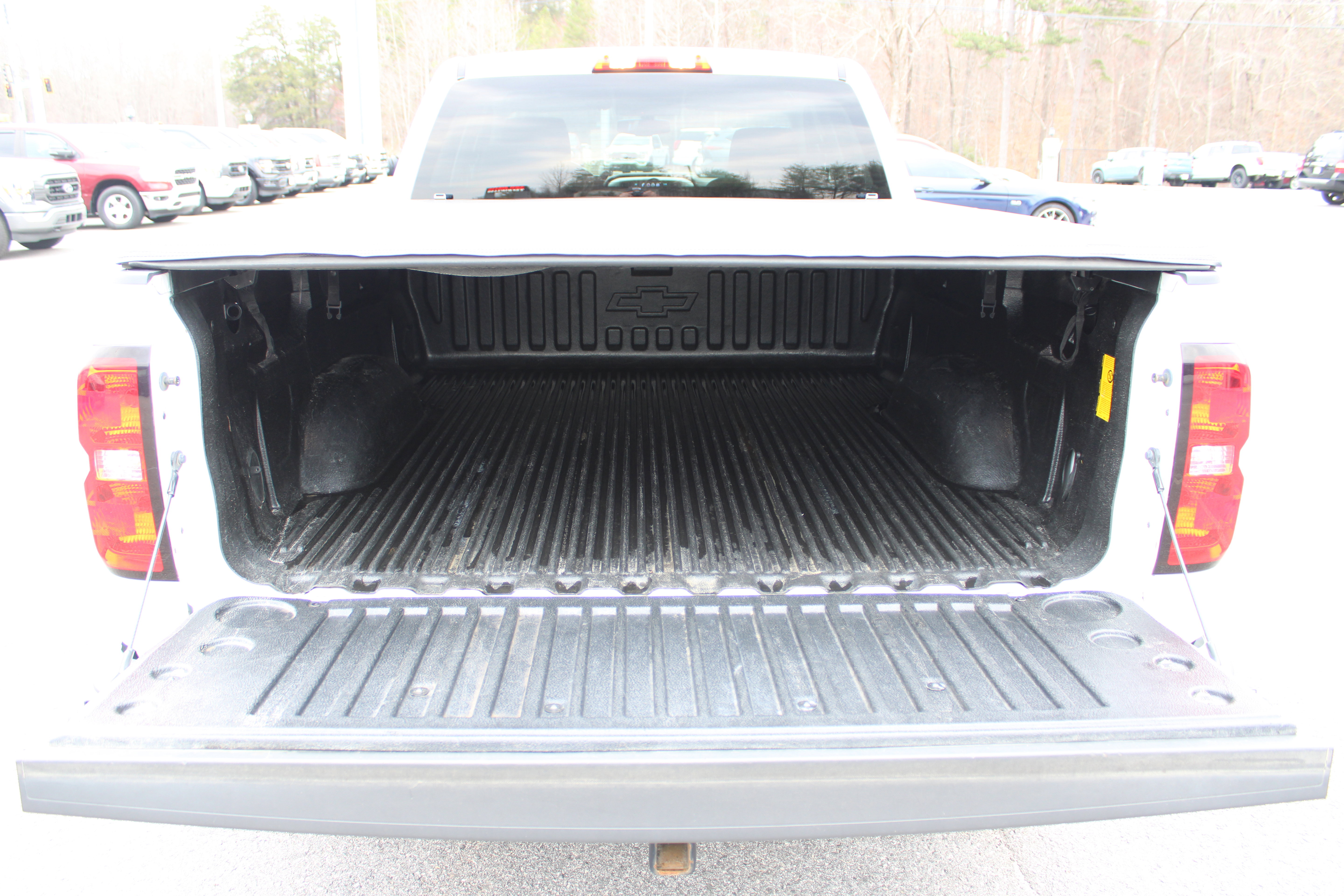 Used 2018 Chevrolet Silverado 1500 LT w/ All Star Edition image 12