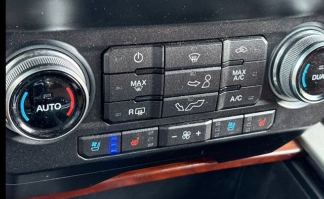 Used 2019 Ford F150 King Ranch w/ Equipment Group 601A Luxury AWD/4WD image 15