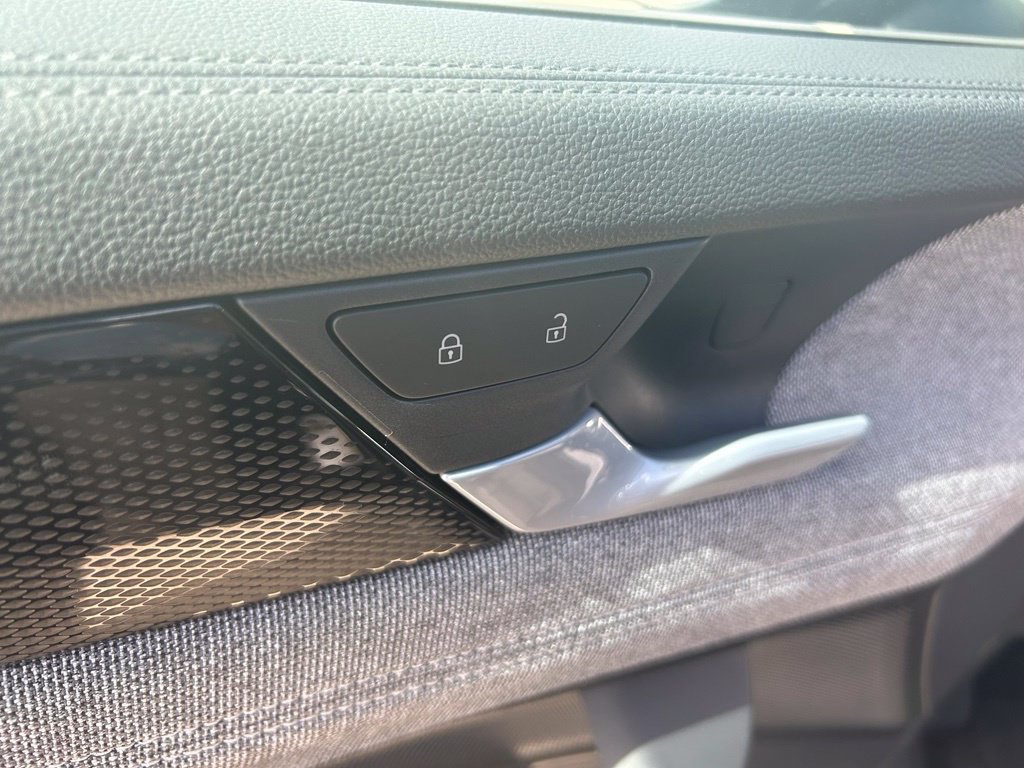 Certified 2026 Volkswagen Tiguan S FWD image 47
