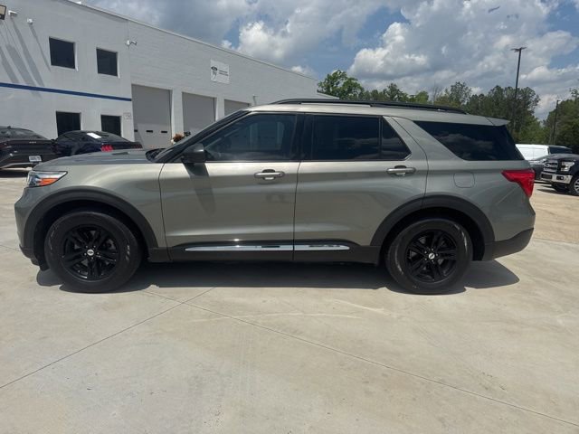 Used 2020 Ford Explorer XLT w/ Equipment Group 202A RWD image 15