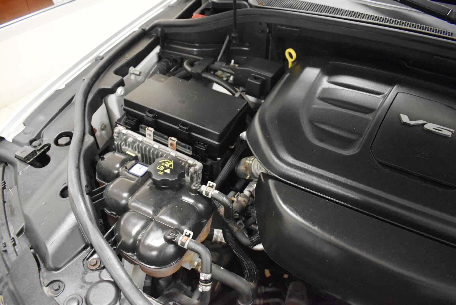 Used 2019 Jeep Grand Cherokee Altitude AWD/4WD image 36